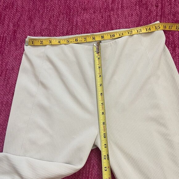 Lululemon Softstreme Ribbed Zip Leg High Rise Cropped Pants Bone Cream Size 12 - Picture 10 of 12